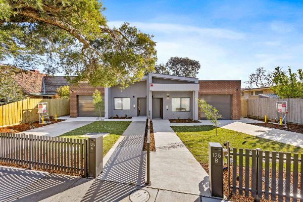 Rowans   Facade Both 1 LR No Logo