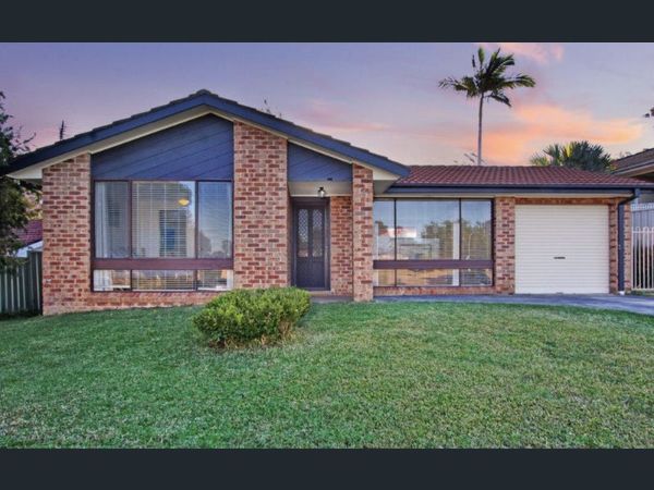 Cranebrook   Frontage