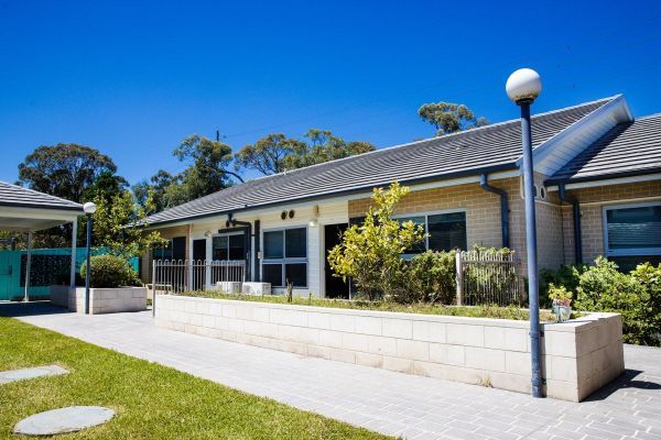 SIL003 LR_Claireville-SharedOutdoor-3