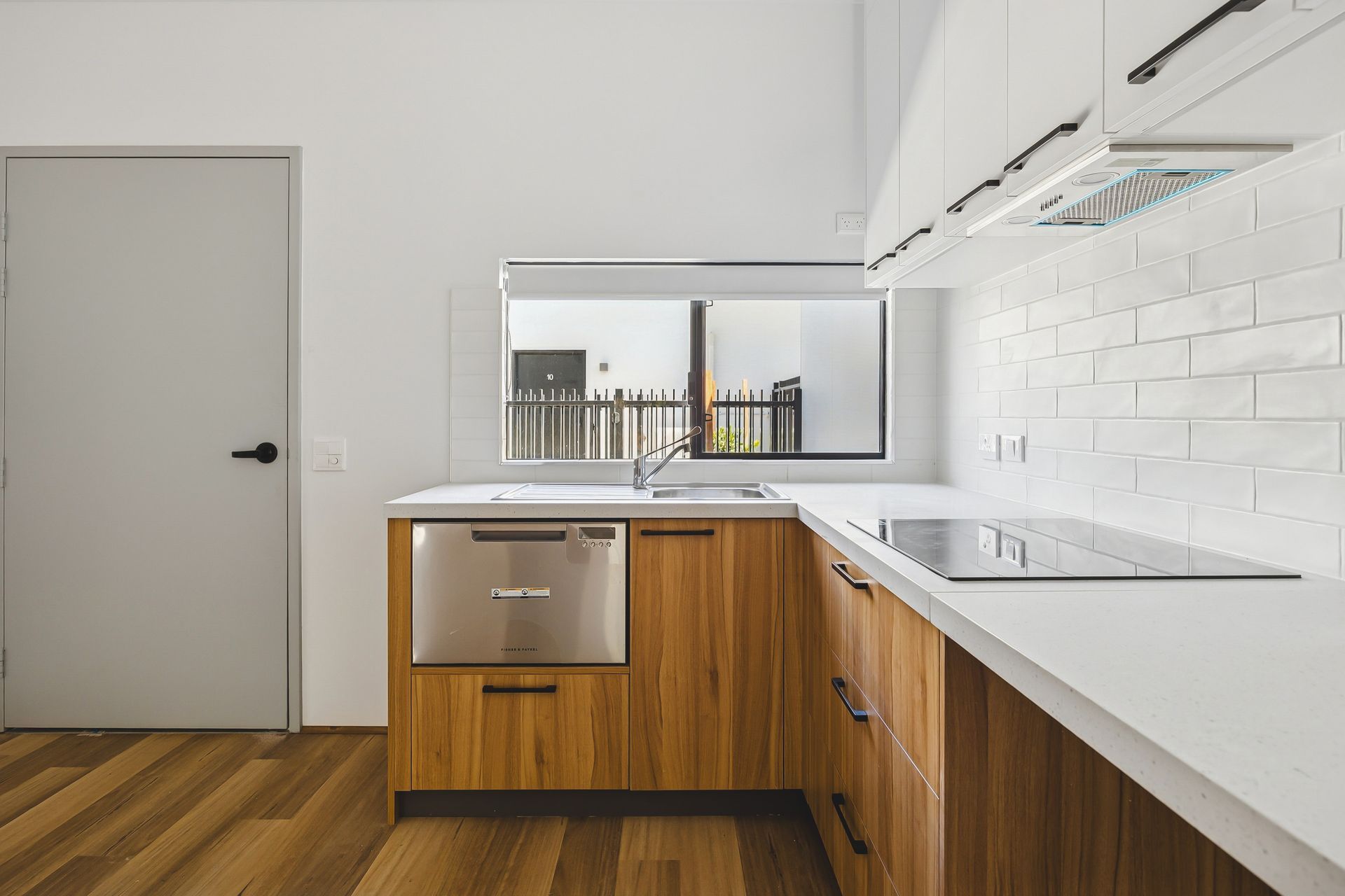 web 2 7-13 Station Street, Gosnells 12