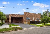 280c100d 1f17-4c58-89c4-e6a6f5c8ed69-lg-003_Open2view_ID747626-24_Reservoir_Road