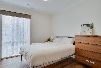 3  FURNISHED BEDROOMS IMAGE 1