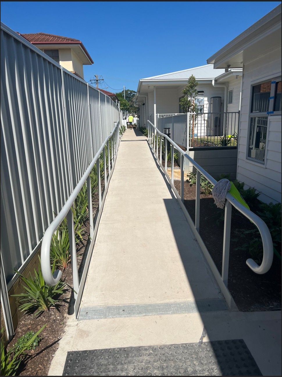 villa pathway