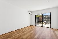 3 46 George St  Midland 04