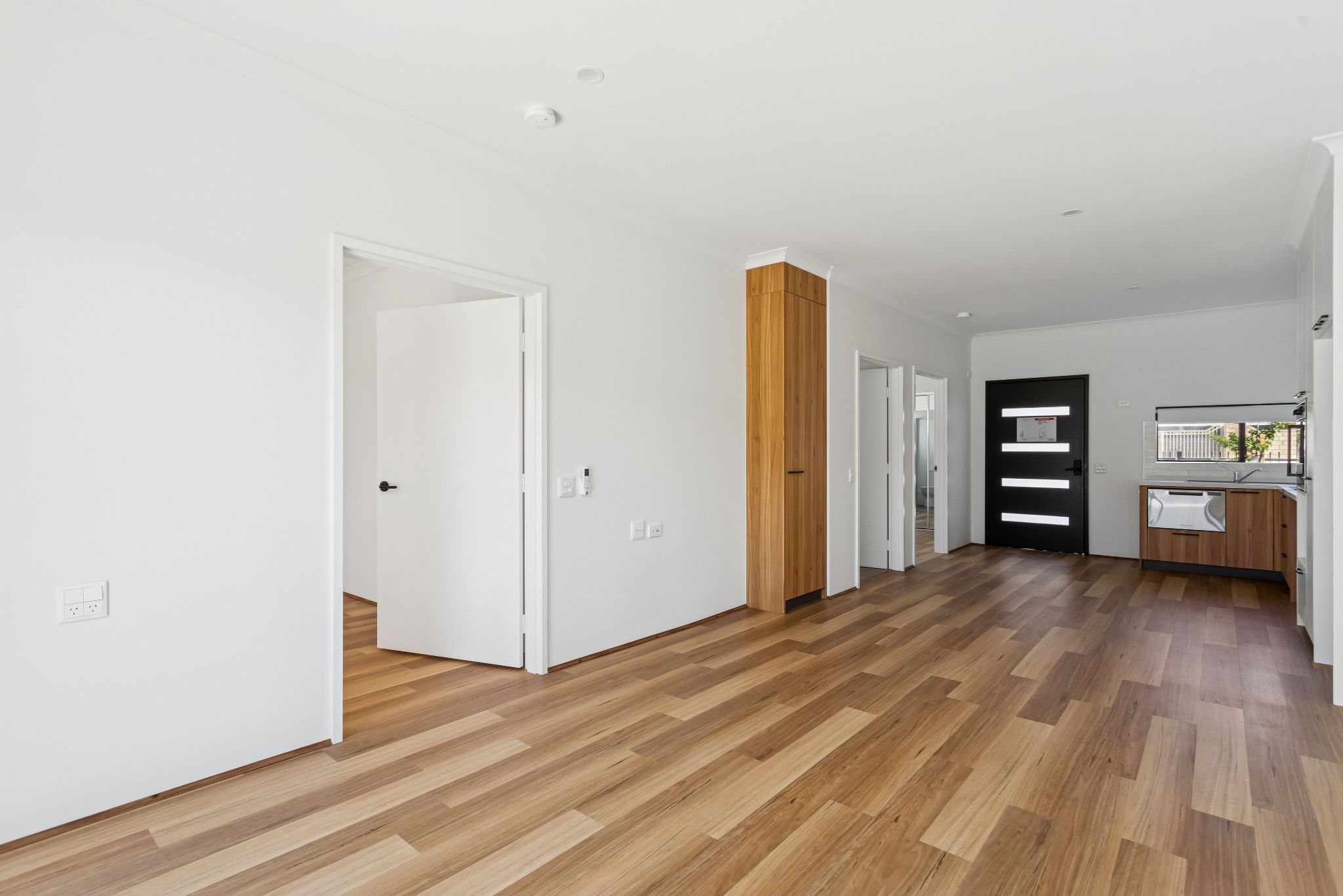 3 46 George St  Midland 03