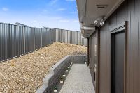 013 Open2view_ID949999-16_Sunningdale_Close