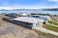 015 Open2view_ID949999-16_Sunningdale_Close