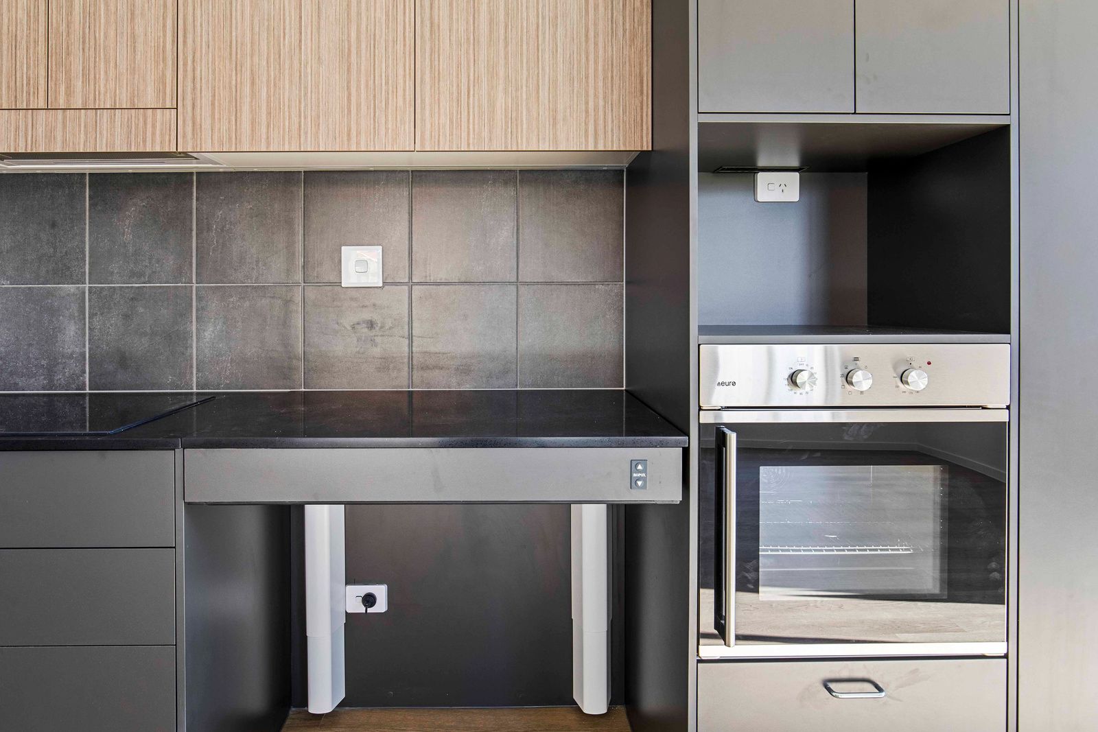 006 Open2view_ID970858-36_Tamarind_Street