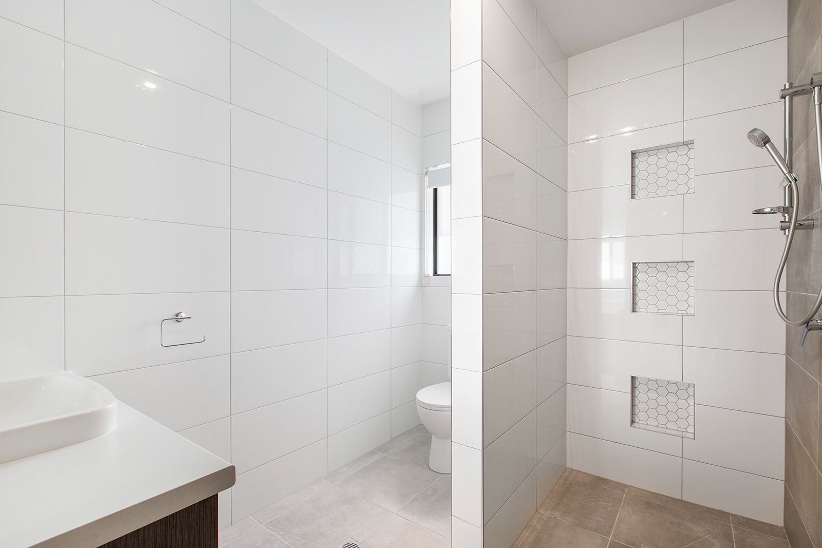 Shower to share between participant and staff