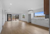 004 Open2view_ID966177-45_Vanessa_Dr_Cotswold_Hills