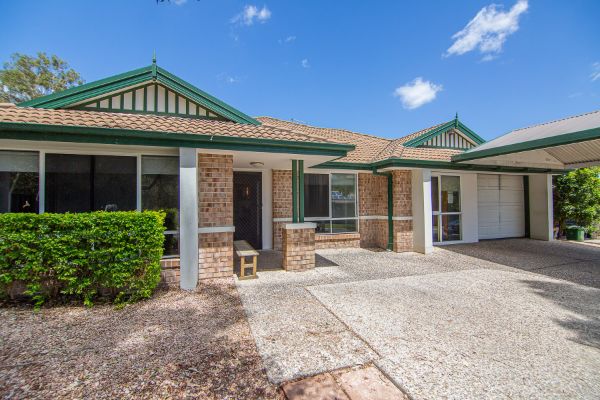 Goldsborough Parade Waterford SML   001-min