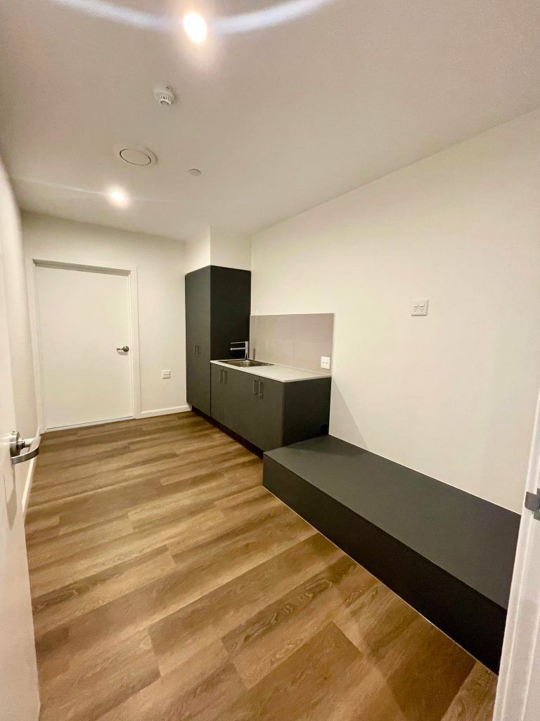 94ff4ed2 180d-4345-b0cc-dd4054dfd850-768x1024