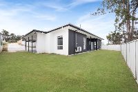 51e9bb9d 7950-4f48-ab34-dd976d77f98a-lg-2---Bertha-St-64a---Rear