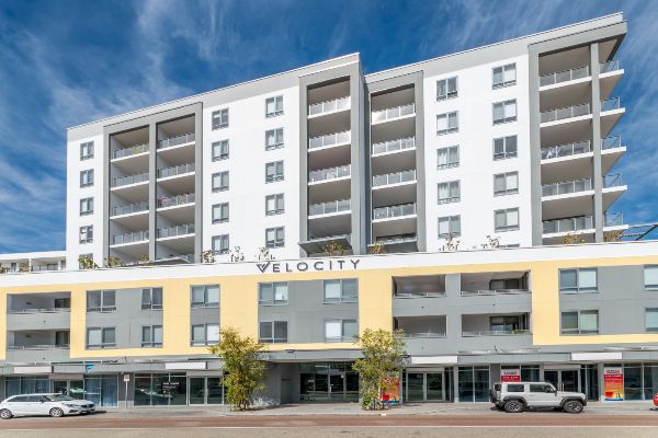 001 Open2view_ID865227-17_pattie