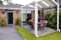 SIL005 LR-Guilford-Garden Area-2795