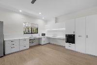 16 CecilySt Atherton _LowRes-208