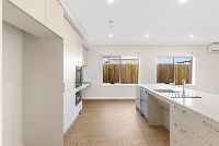 Scotch   Kitchen 2 LR No Logo