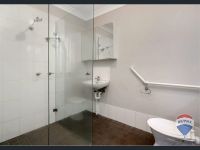 cranebrook bathroom 2