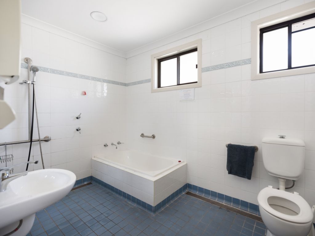 Normanhurst 3_Bathroom