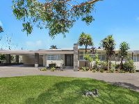 Kare Square Respite 4