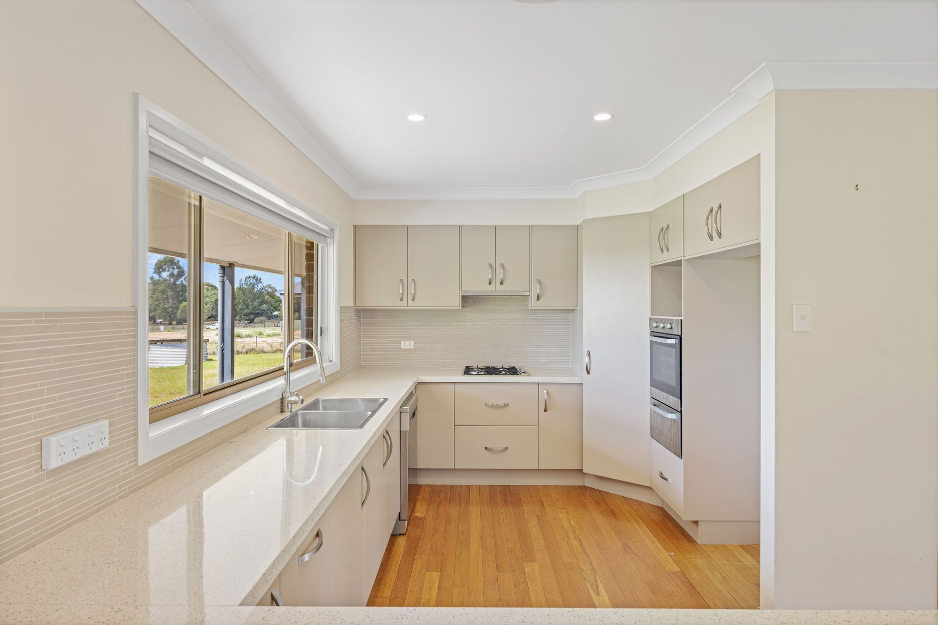 176275369759918626 rsd