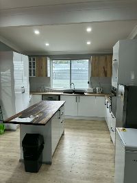 att XH5M28yFTpuqZU_UfaVaPQkXUb_HRqLWKvvDG00xLzw