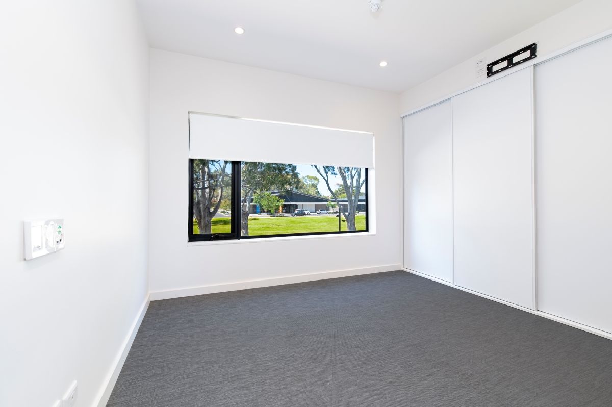 12 1 Bonython Way 7 (1)