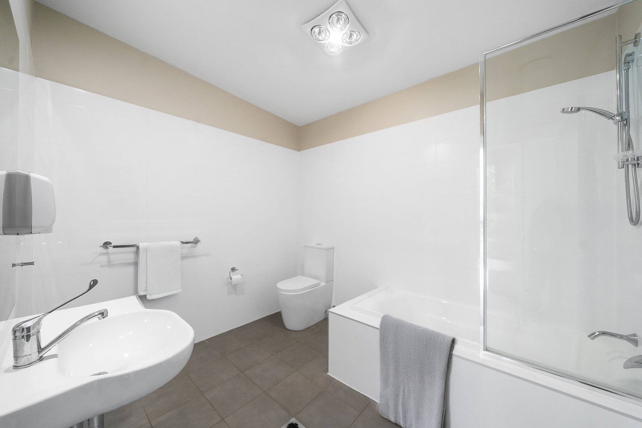 Care Metaz Day 2  64 of 142) staged