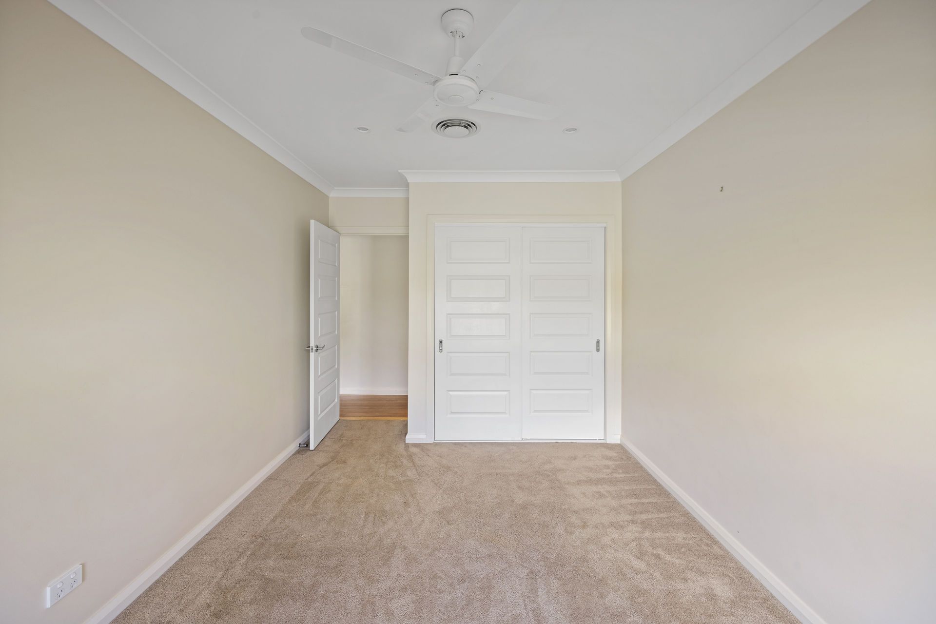 176275370964810013 rsd