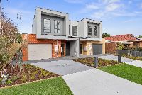 Cedar   Facade Both 3 LR No Logo