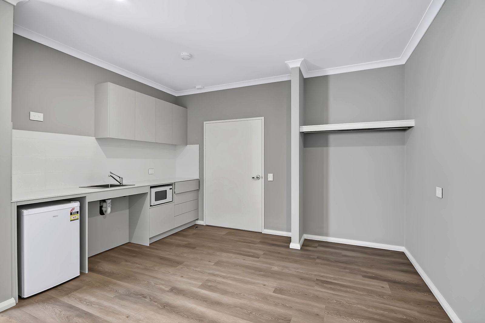 007 Open2view_ID979625-13_Overbeck_Street__Ashby