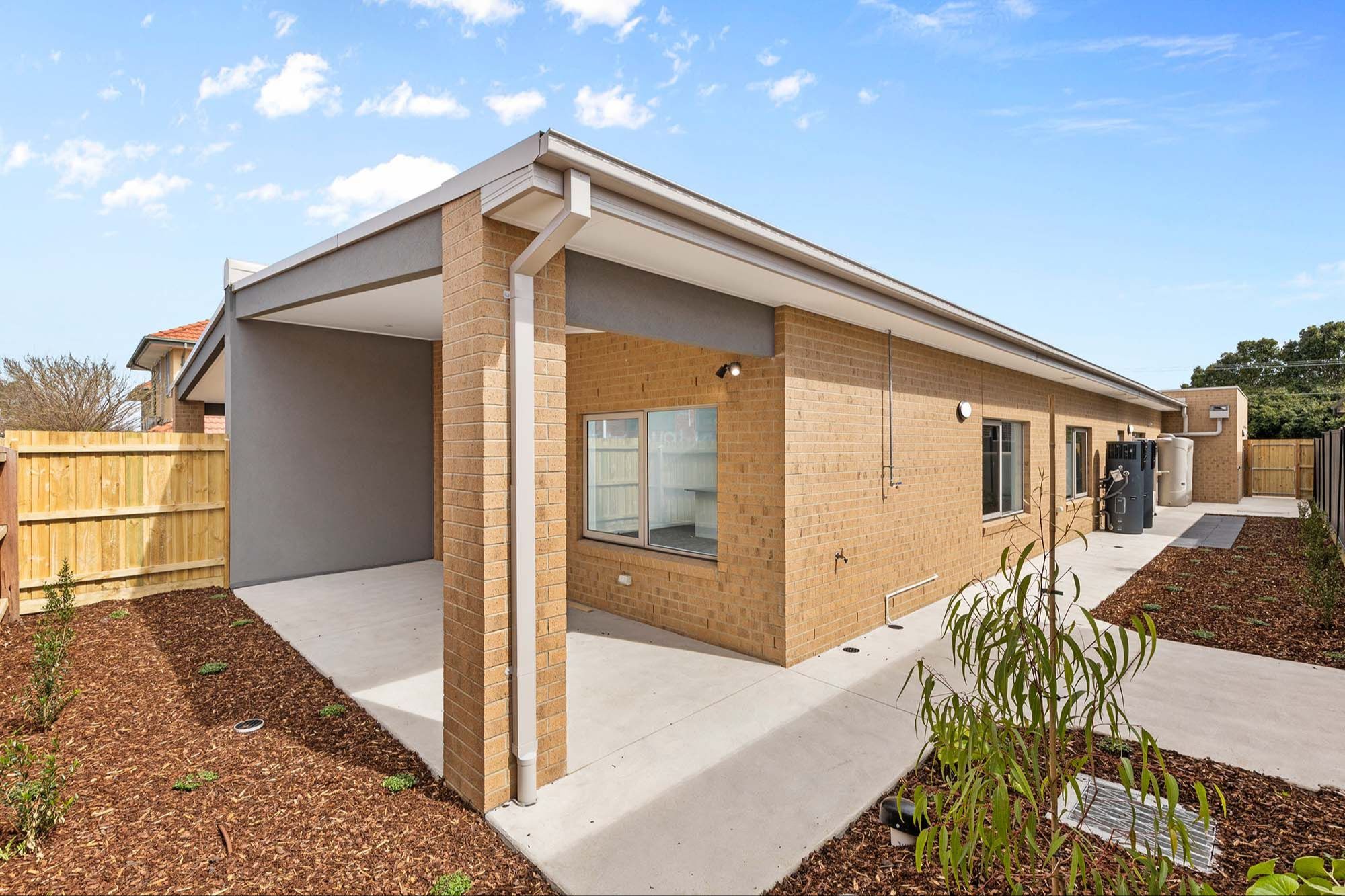 Backyard 1 LR No Logo