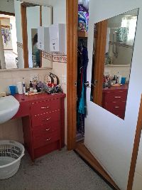 4 Tyas bathroom view 2