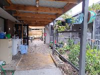 4 Tyas connecting patio area