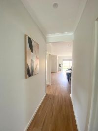 de8bfac9 73f6-4bf3-9320-73b8da8346bf-768x1024