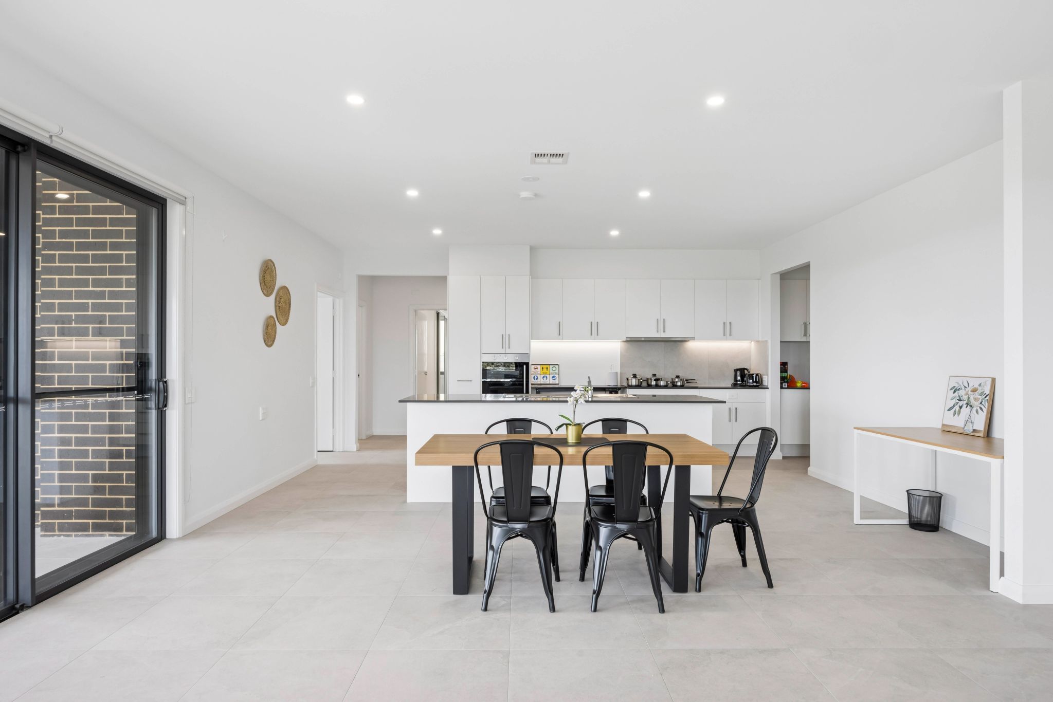 7 print-49-Bainton-Cres-7