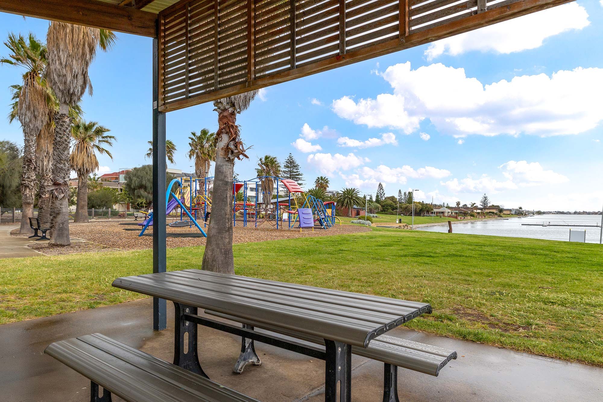 West Lakes   Inlet Reserve 1 LR No Logo