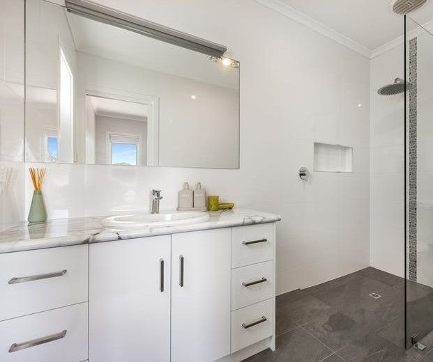 Ensuite Mount Gambier