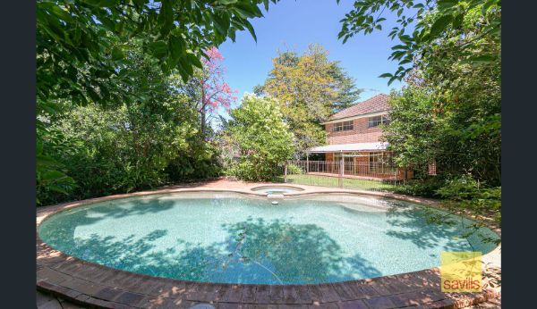 60 Fiddens Wharf Road rear garden