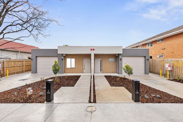 Smith   Facade Both 1 LR No Logo