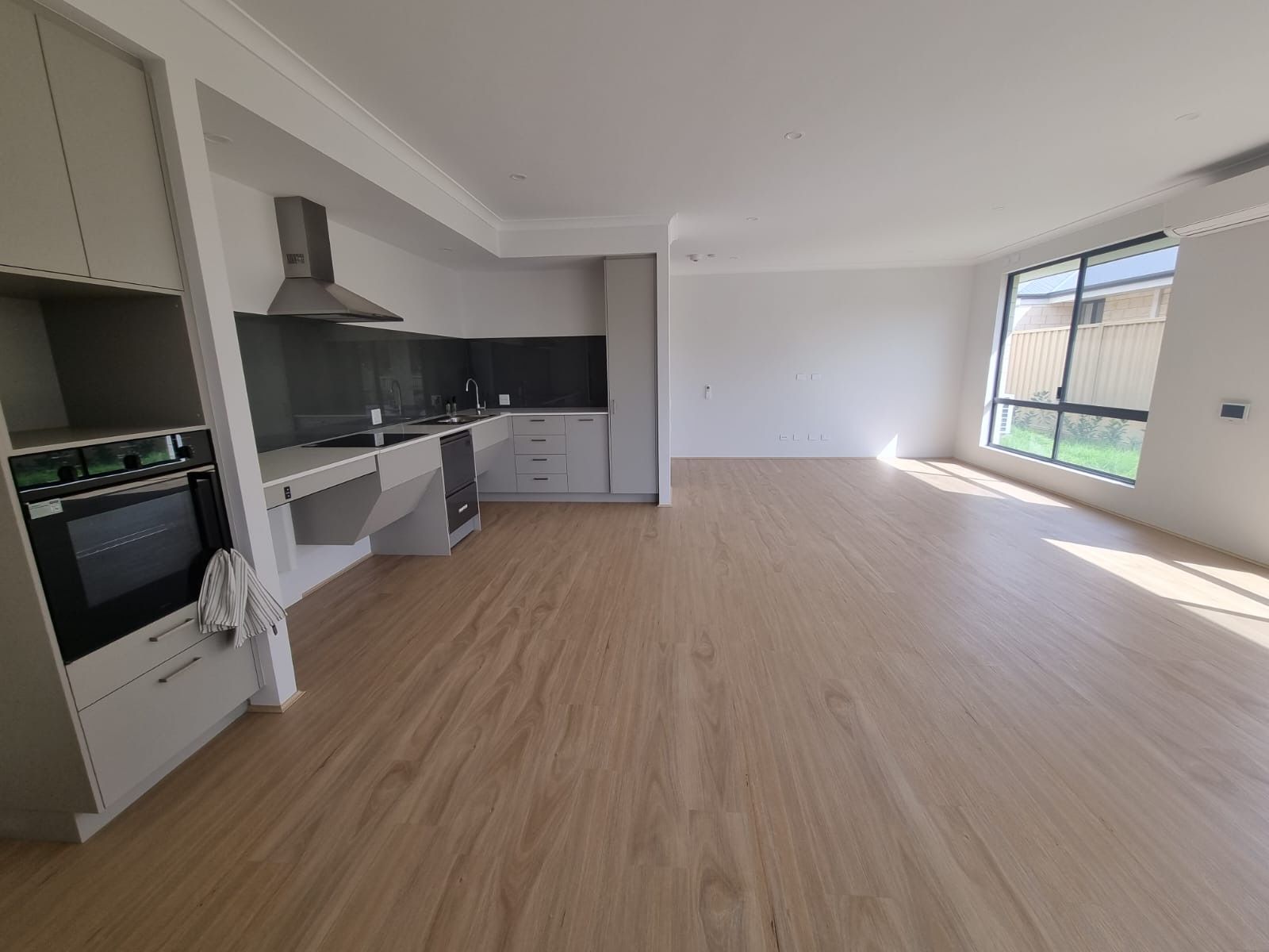 d743f104 f3e9-4922-acc9-91c8b23db02f 2