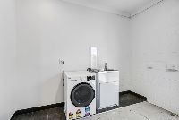 14   Eaglefield St 3 - Laundry