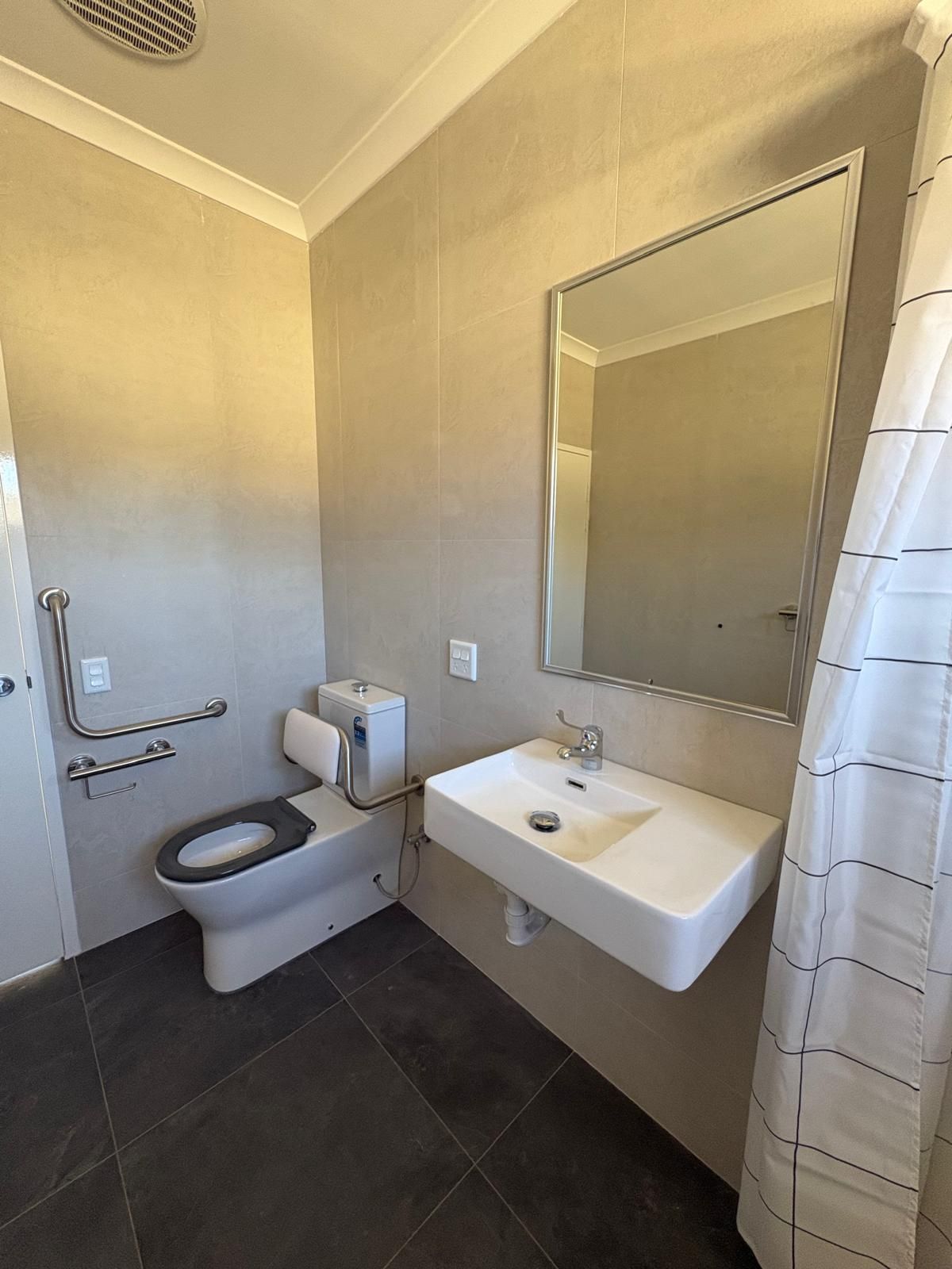 1 Kootingal Road Armadale  4)