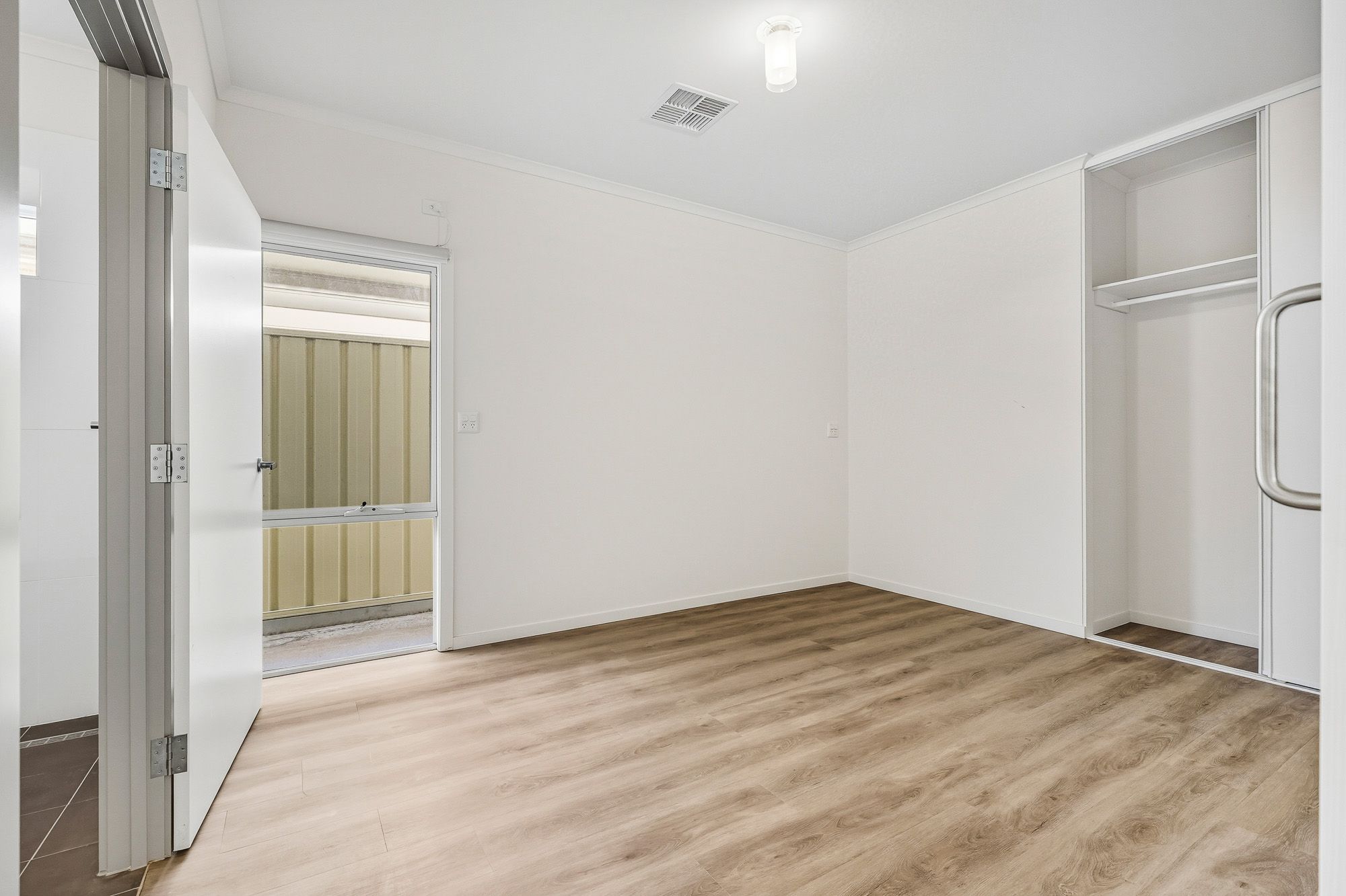 93 Brandis Rd   Photogram Hub _16