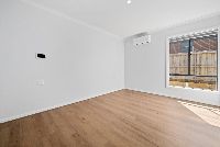 003 Open2view_ID779471-1_Empress_St