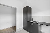 006 Open2view_ID988602-36_Uralba_Street