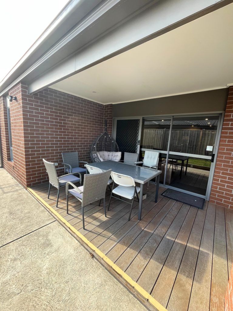 e01c58b1 0802-464d-a39a-226d8acbe10b-768x1024