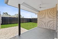 018 Open2view_ID988602-36_Uralba_Street