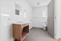 006 Open2view_ID903633-2_Prominent_Road