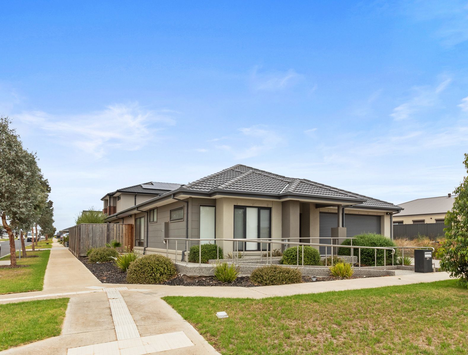Tarneit Homebush-24_Homebush_Drive-Facade-2